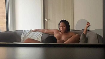 Fat ebony pussy squirts wildly during intense amateur licking