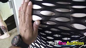 Sarah's big ass white girl first anal casting sex audition