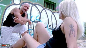 hey venus lova you nasty blonde ready to lick