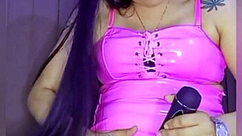 Latina squirts wildly on hardcore dildo ride