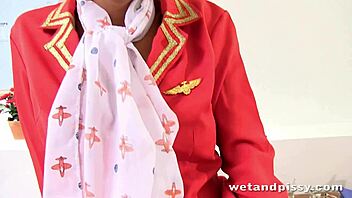 Wendy Moon Pees on Herself!