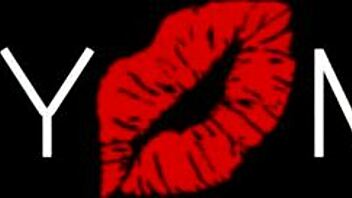 watch me shave and cream my juicy shaved pussy for fun!