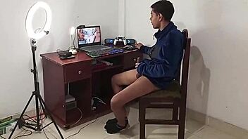 I catch friend masturbating then suck his cock hungrily