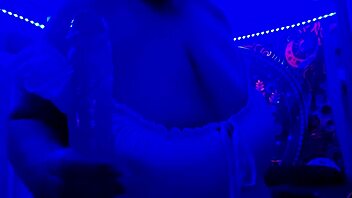 Chubby bbw babe rides huge black cock