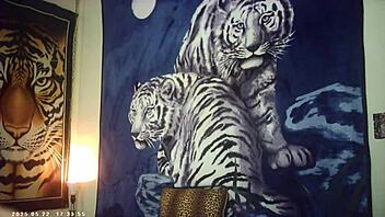 feel maxxx loadz italian cock stretch my shaved pussy bts