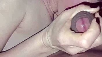 voyeur stud watches changing babe get wildly aroused