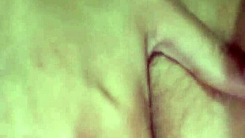 sammie spreads legs for intense pussy licking