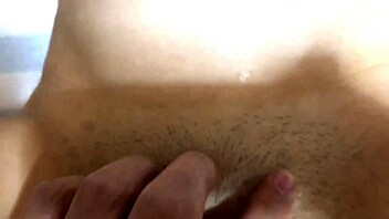 Intense homemade asian creampie fills shaved pussy!