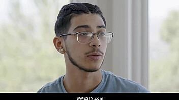 yo jupiter jetson takin that big cock up her milf ass