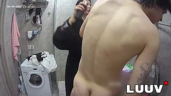 luuv this webcam couple's steamy shower flashing homemade teen tits 😏🚿💦