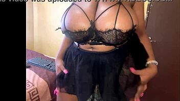 ebony milf fat ass huge boobs cheats with stranger pussy play