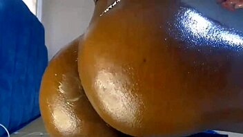 brunette ebony preps her big ass for hard anal fucking