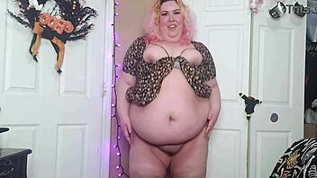 desperate bbw climaxes hard in sundress