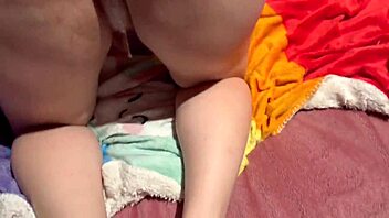 Threesome fun left my pussy creampied—cuck bf loves tasting it now! 😈💦🍑