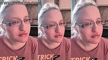 asmr huge bubble gum popping 😍🍬💦