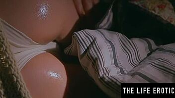 blonde sweats fingering clit to gushing orgasm closeup