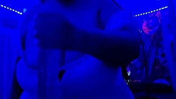 Chubby bbw babe rides huge black cock