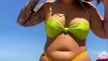 i crave sucking multiple cocks on the beach today exhibitionist style