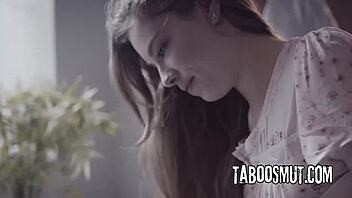 Alexis Fawx Bobbi Dylan big tits rough threesome