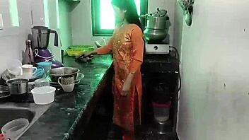 hot milf pussy creampied deep in hardcore doggystyle pounding