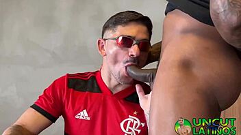 Called friend to double penetrate this latina's juicy ass