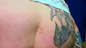 big booty blonde milf worships my throbbing bwc till orgasm