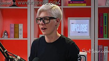 Nerdy cutie Leana Lovings bares all prettily