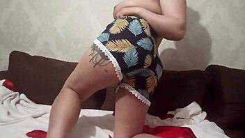 after that massage, wanna see big boobs babe give handjob and footjob to old man?