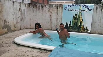 i let my girlfriend fuck samantha squirt party