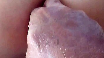 Milf screams through first time anal gaping stretch