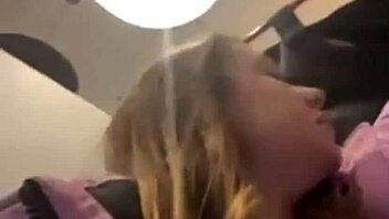 bbw teen masturbates wet pussy in taxi mall