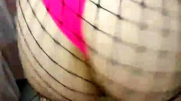 gostosa shakes big ass boobs sexy pov tits bounce