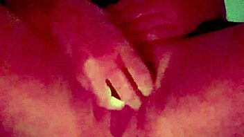 i show off my big clit puffy pussy