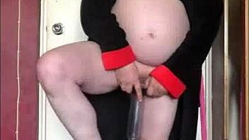 Hello guys, love watching me gulp down my warm pee? i crave yours too!