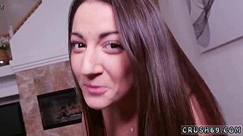 Teen babe's perky boobs beg for hungry mouth action