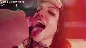 Gagsgirls' wild 4on1 DAP