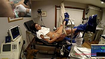 Tampa University Exam Leaves Rebel Wyatt's Pierced Pussy Dripping