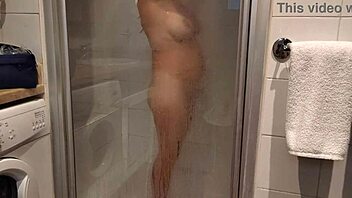 tanned babe enjoys hotel bathroom play in sharm el sheikh