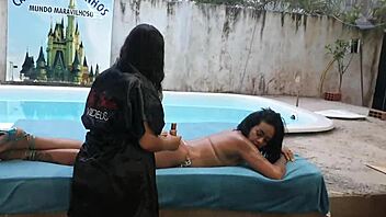 Άφησα γκόμενα να γαμήσει Samantha σε squirt party