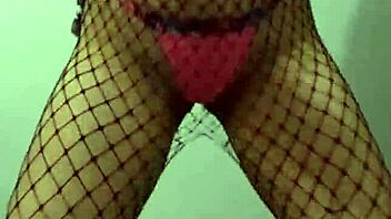 gostosa shakes big ass boobs sexy pov tits bounce