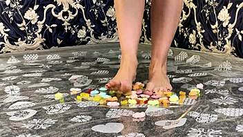 giant ass crushing sweet bears wanna see me destroy them more