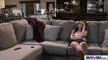 oops! stepdaughter accidentally vibes stepmom to squirting orgasm 👅💦