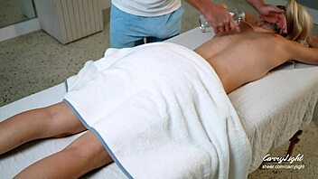 oh damn that fake masseur hit me with crazy orgasms at the spa ugh