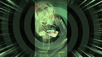 my sissy office inspectshun feels so naughty