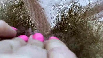 extreme closeup huge clit rub to orgasm!