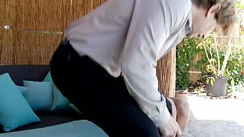 cuckold sessions bang my moaning milf wife hard with quickie group fuck