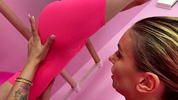 hot juicy pussy eating with athletic nicole moans wildly