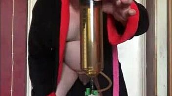 Hello guys, love watching me gulp down my warm pee? i crave yours too!