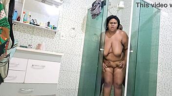 brazilian bbw big tits ass housewife begs for creampie bath