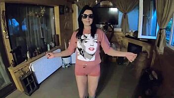 milfycalla compiles latina fetish blowjobs in big ass shorts